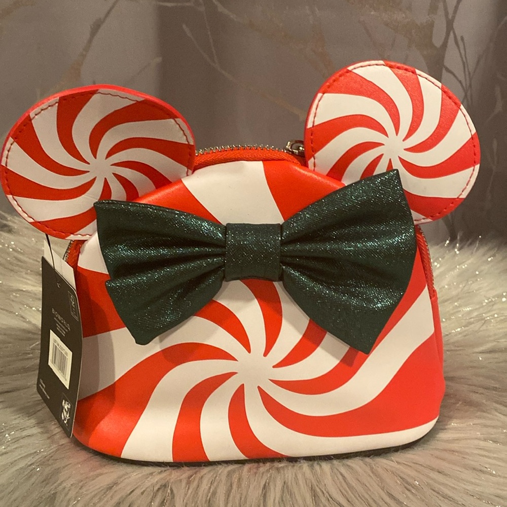 BNWT DISNEY MINNIE MOUSE Red Peppermint Christmas Bow Crossbody Bag